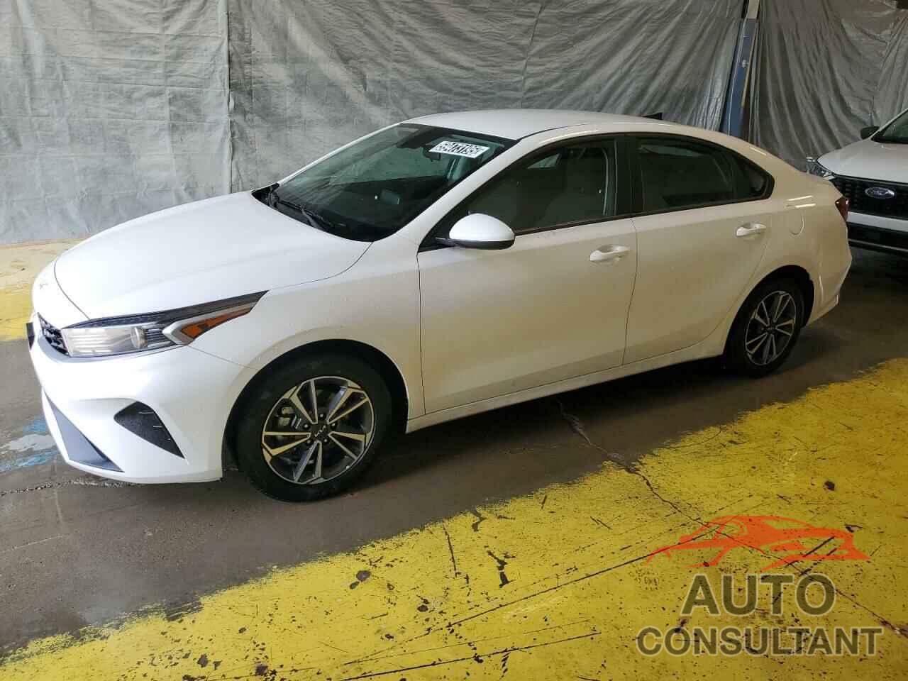 KIA FORTE 2024 - 3KPF24AD4RE721035