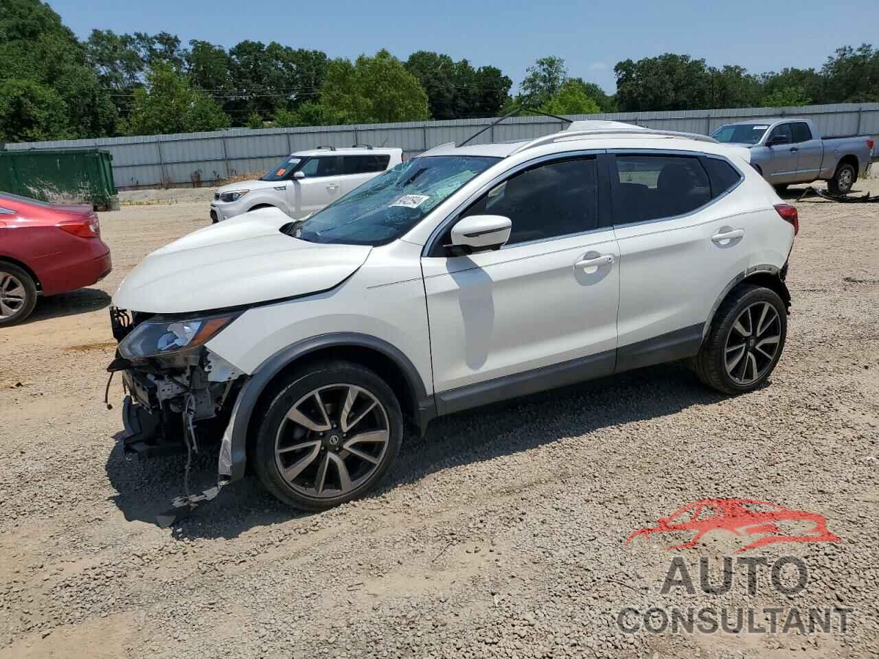 NISSAN ROGUE 2017 - JN1BJ1CP5HW007834