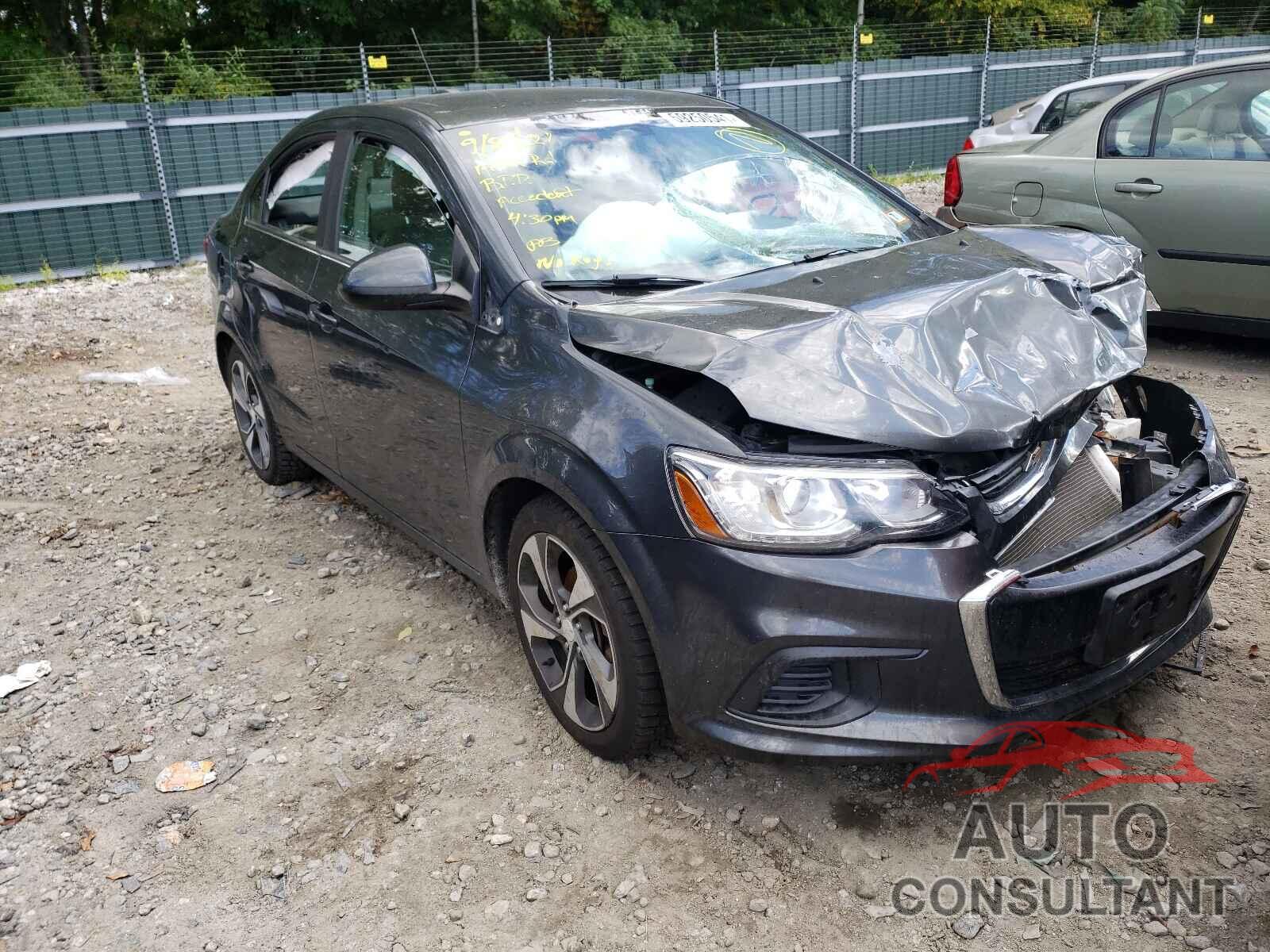 CHEVROLET SONIC 2017 - 1G1JF5SBXH4118164