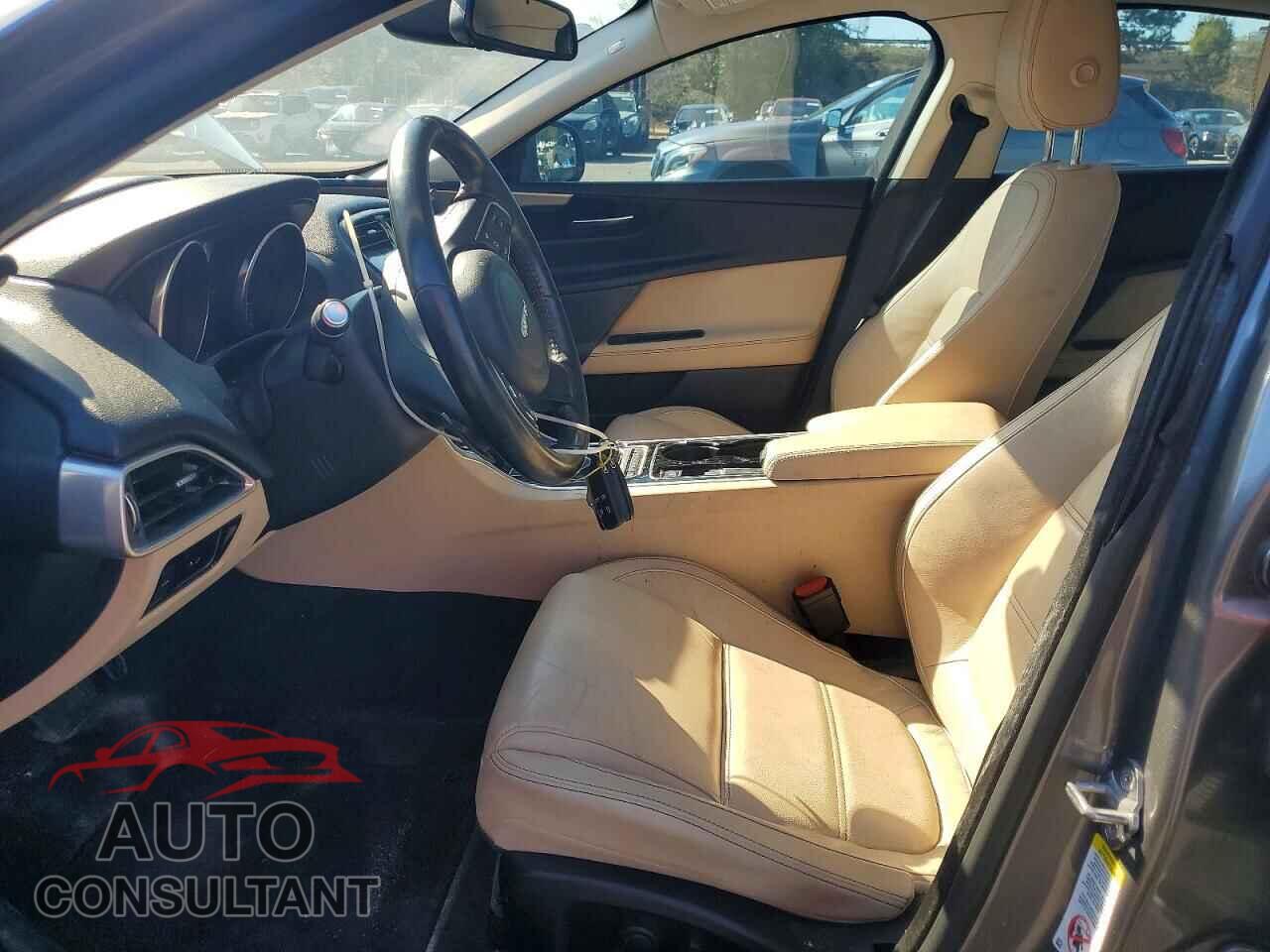 JAGUAR XE 2017 - SAJAE4BVXHA953361