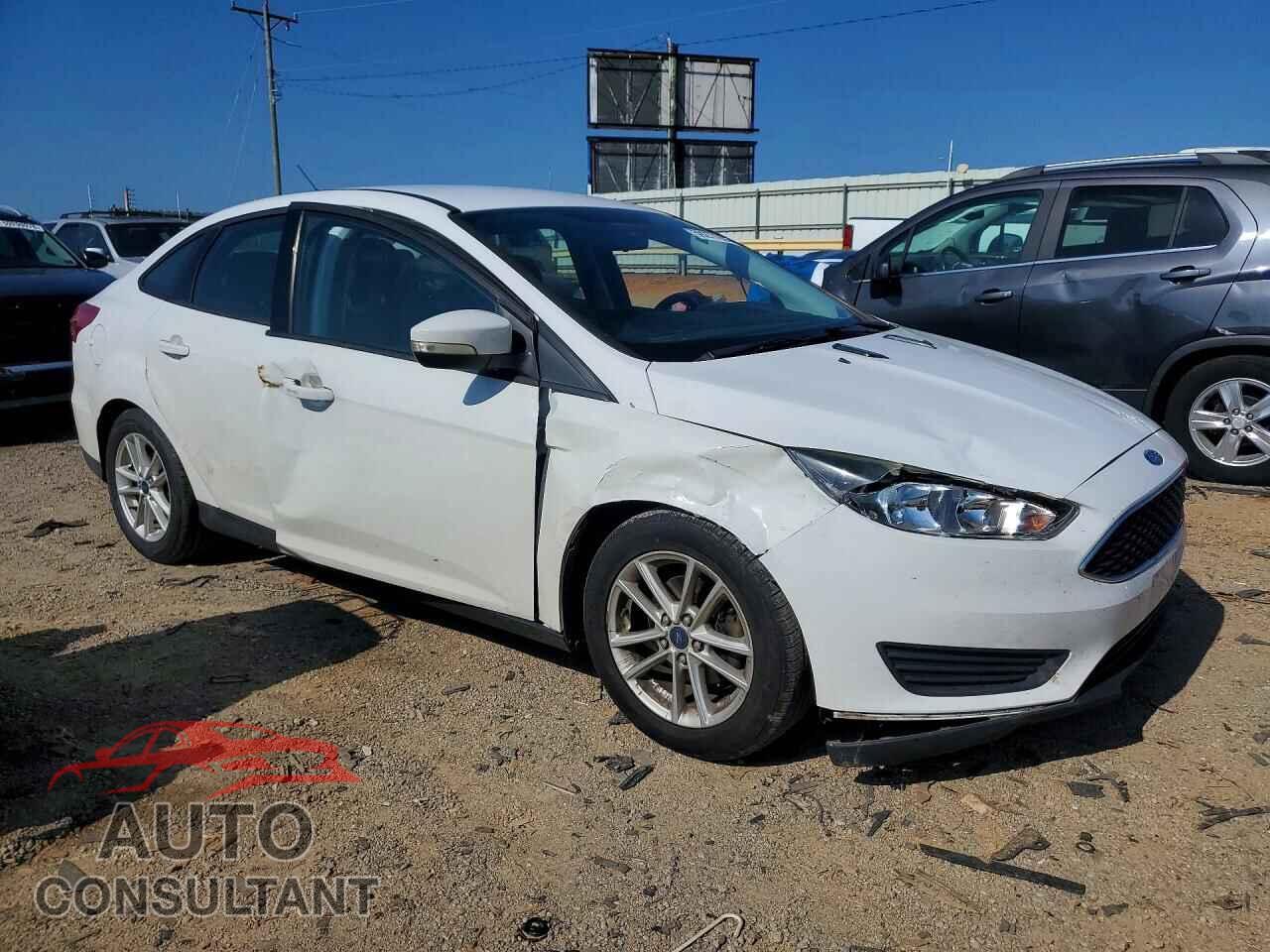 FORD FOCUS 2015 - 1FADP3F24FL342863