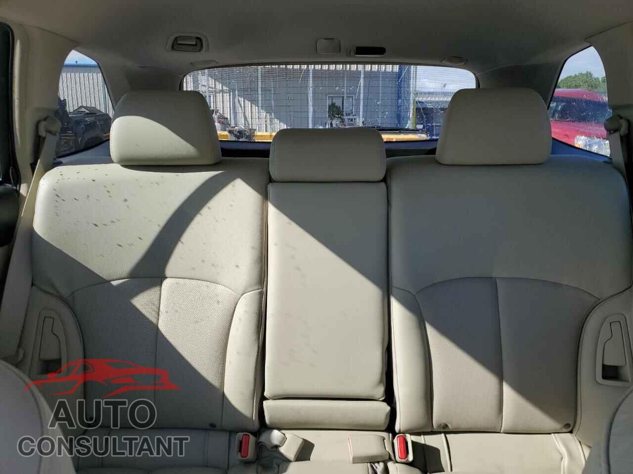 SUBARU OUTBACK 2013 - 4S4BRCPC2D3201205