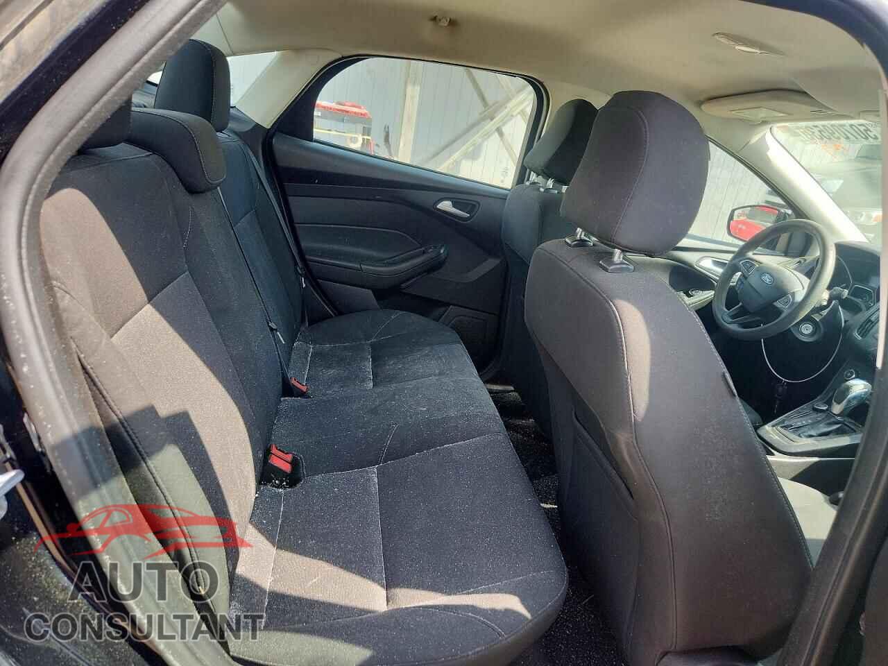 FORD FOCUS 2016 - 1FADP3F24GL394611