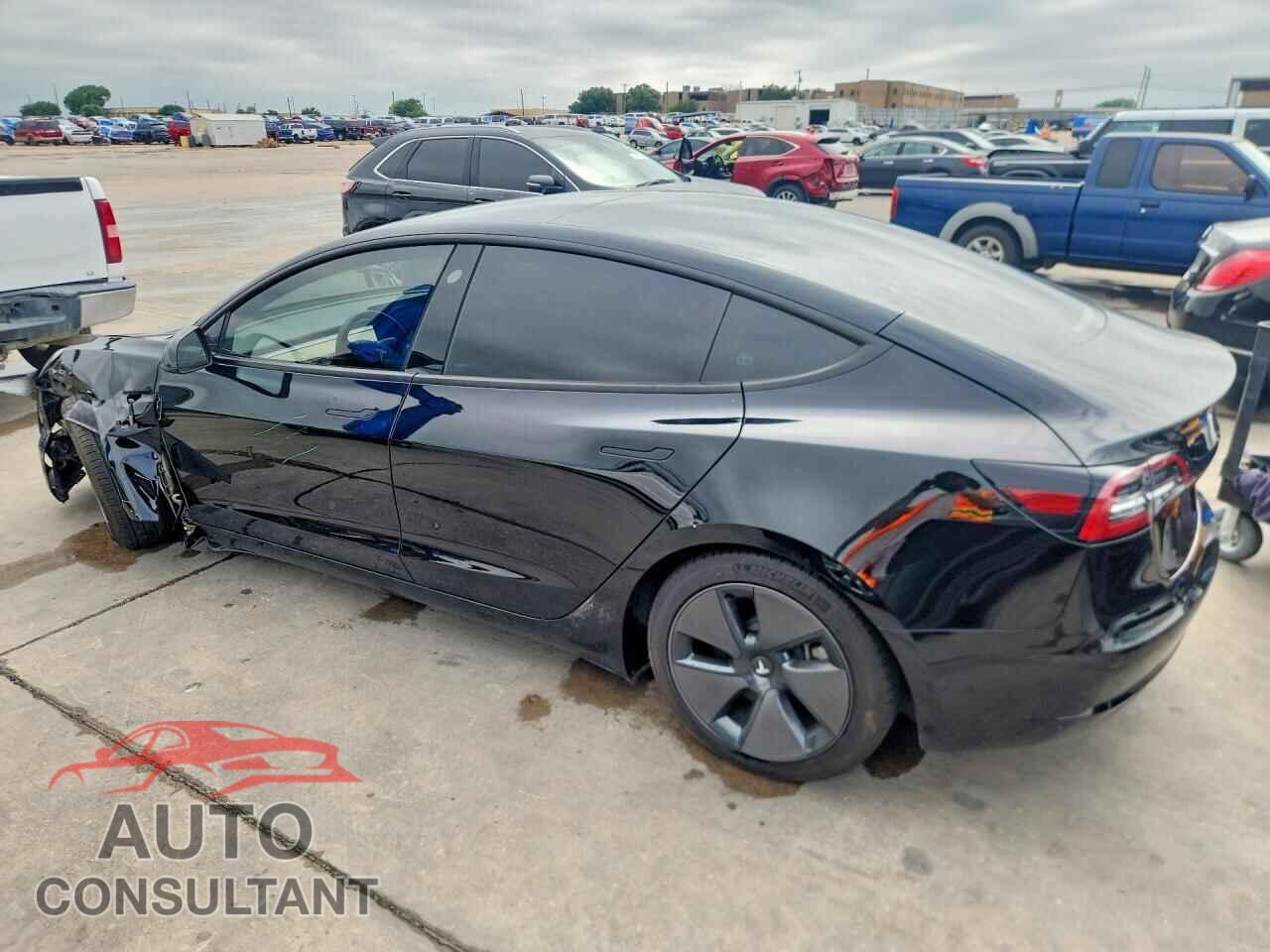 TESLA MODEL 3 2023 - 5YJ3E1EA8PF681879