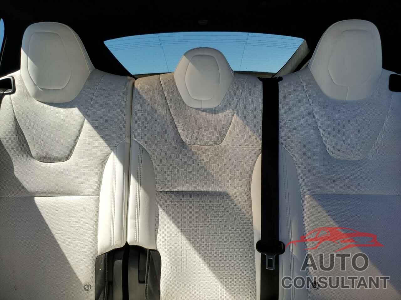 TESLA MODEL X 2023 - 7SAXCAE58PF395964