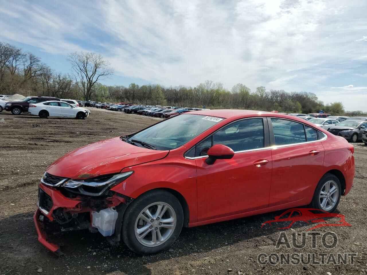 CHEVROLET CRUZE 2018 - 1G1BE5SM1J7137649