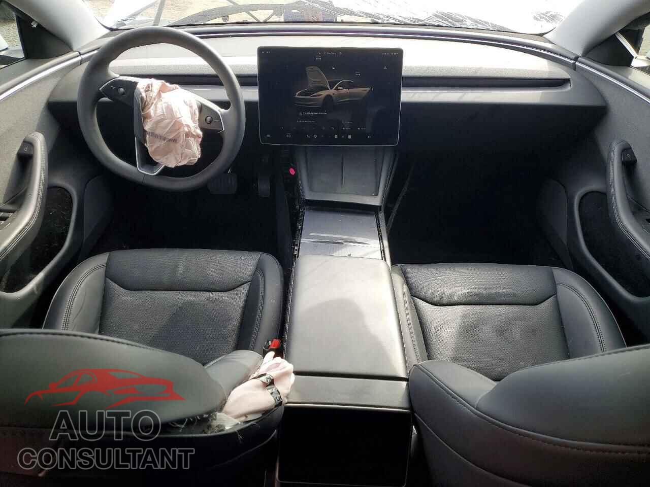 TESLA MODEL 3 2024 - 5YJ3E1EA5RF782798
