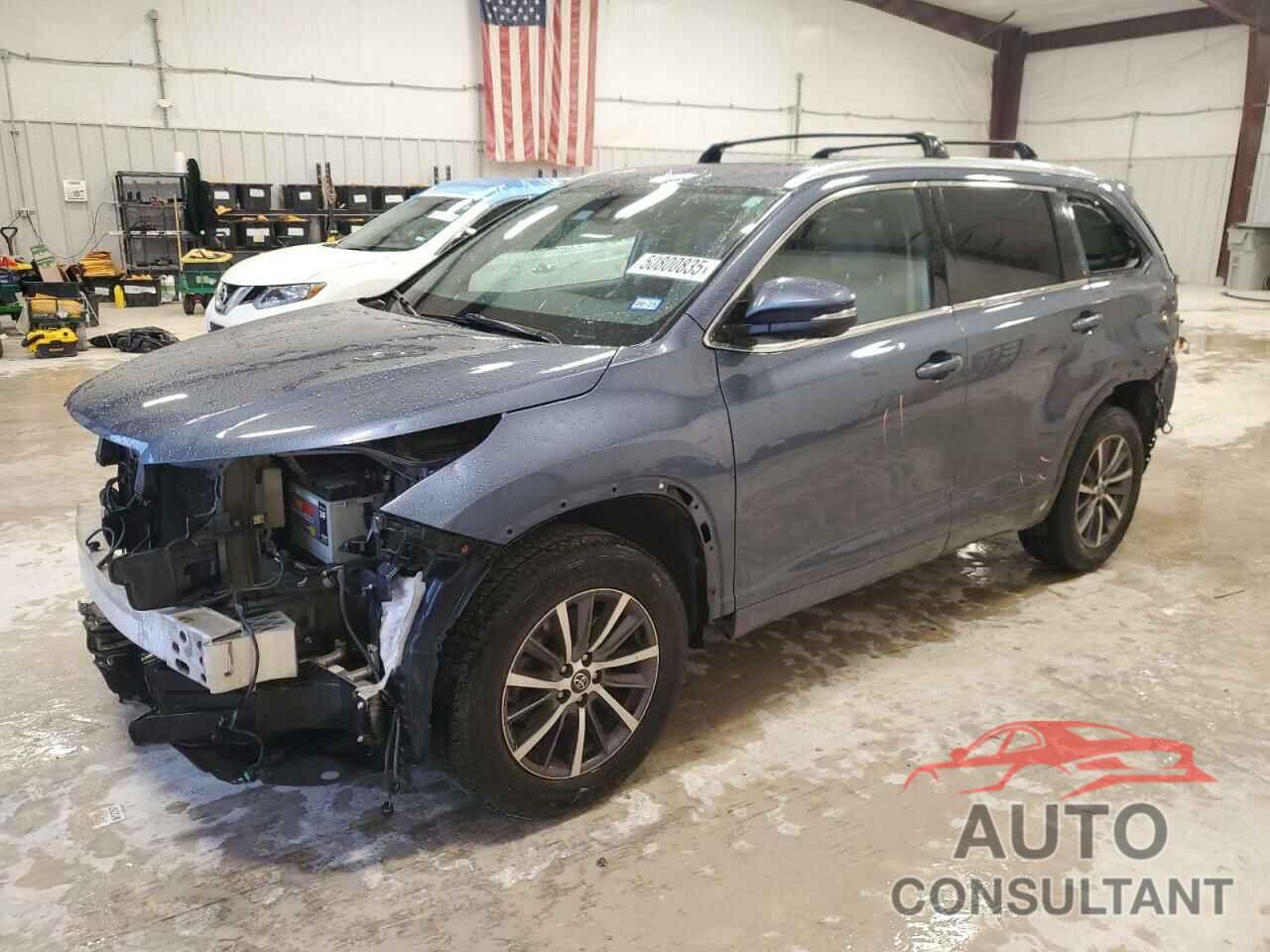 TOYOTA HIGHLANDER 2018 - 5TDJZRFH7JS806430