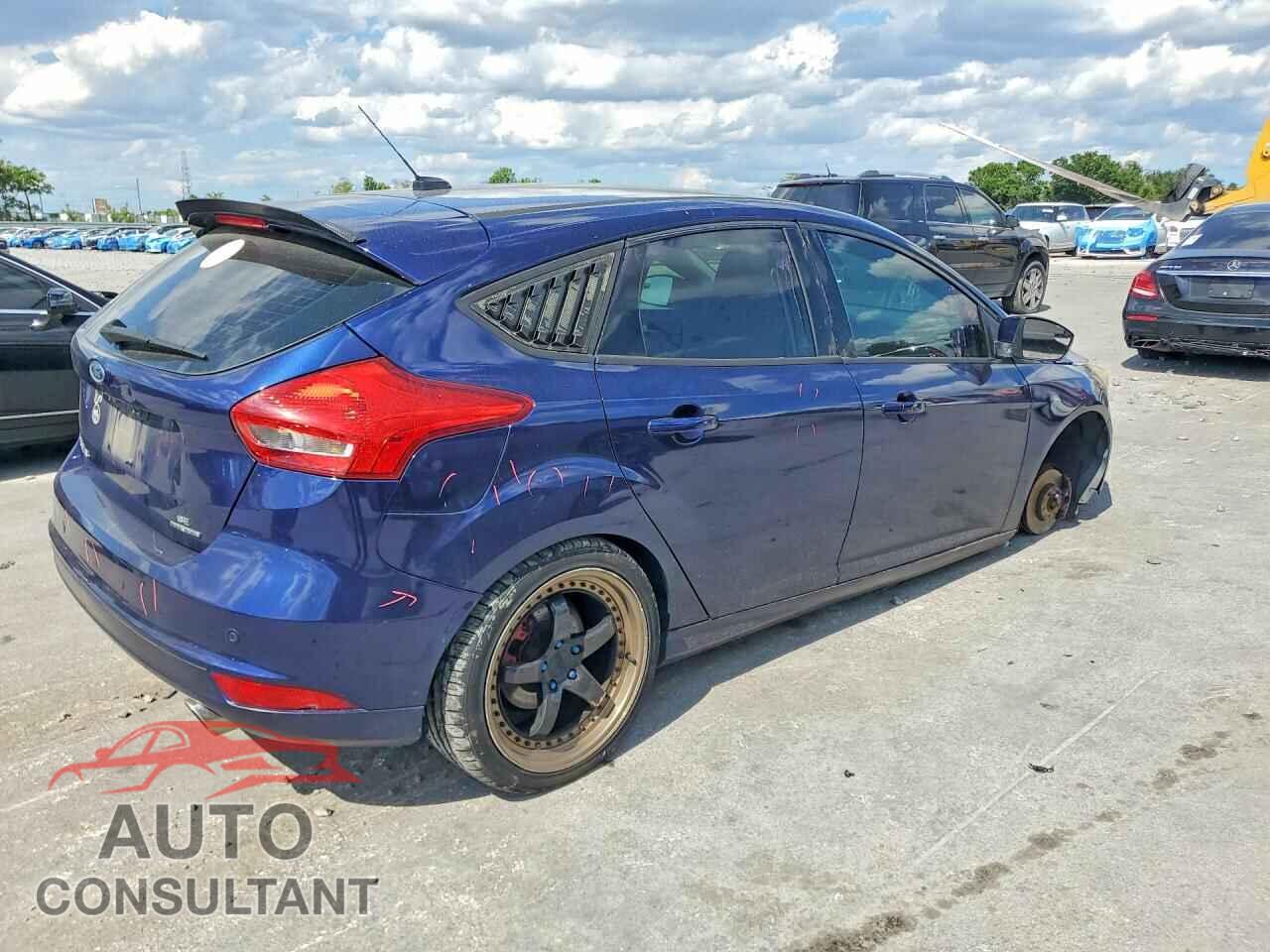 FORD FOCUS 2016 - 1FADP3K26GL280129