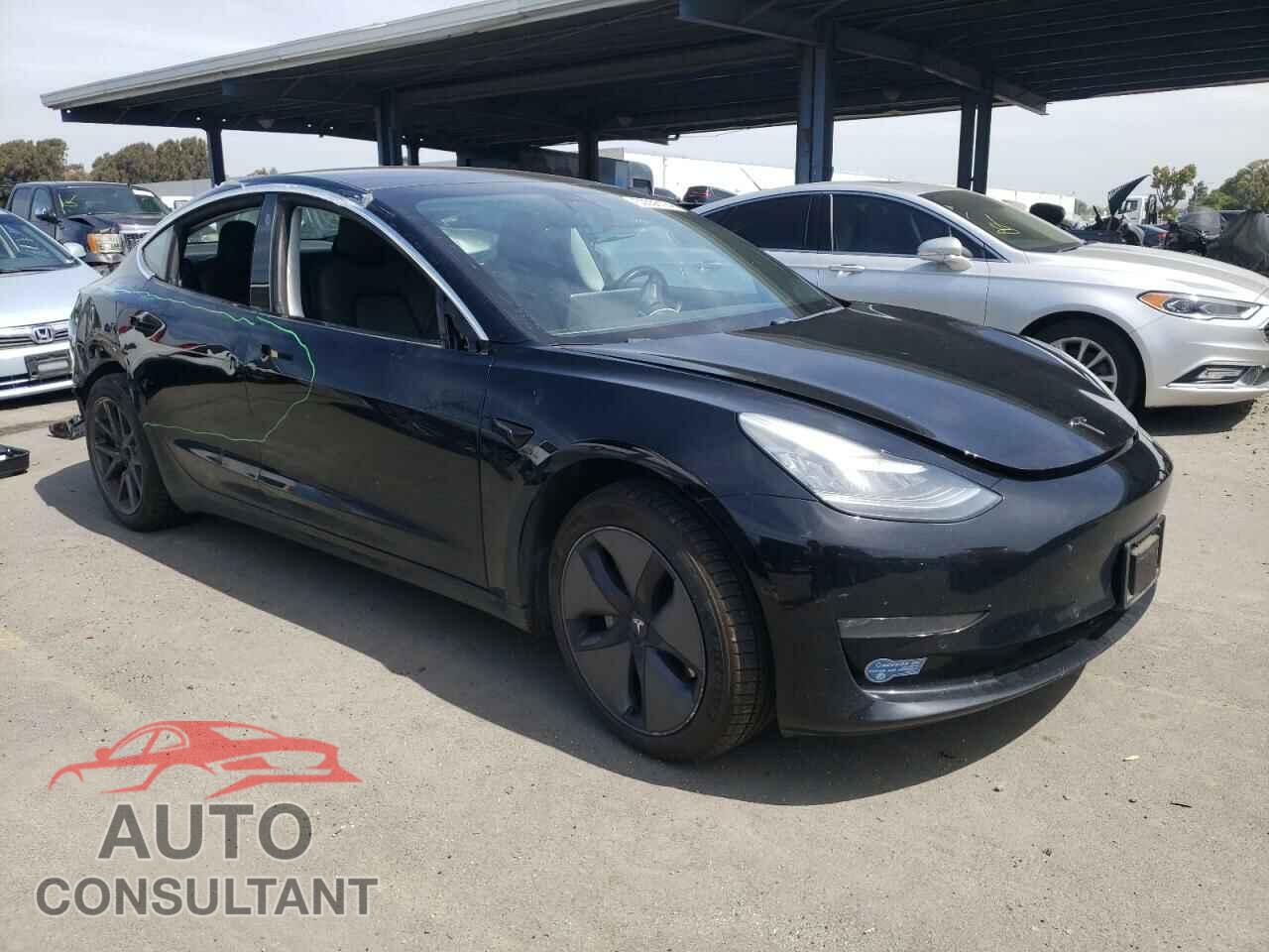 TESLA MODEL 3 2018 - 5YJ3E1EB8JF130772