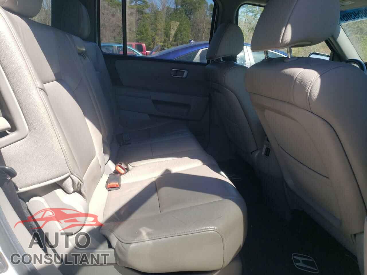 HONDA PILOT 2012 - 5FNYF4H58CB036985