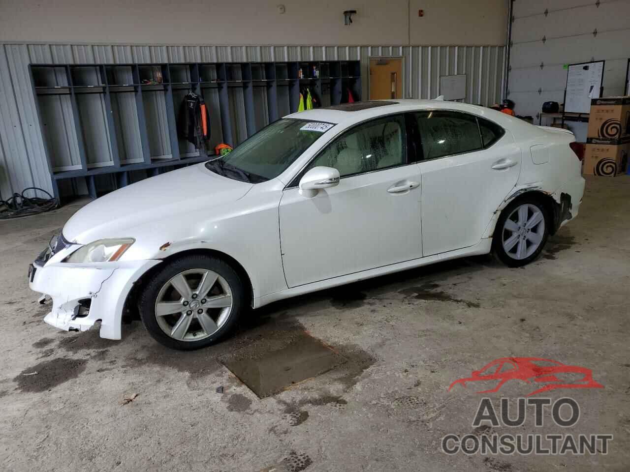 LEXUS IS 2009 - JTHCK262395030121