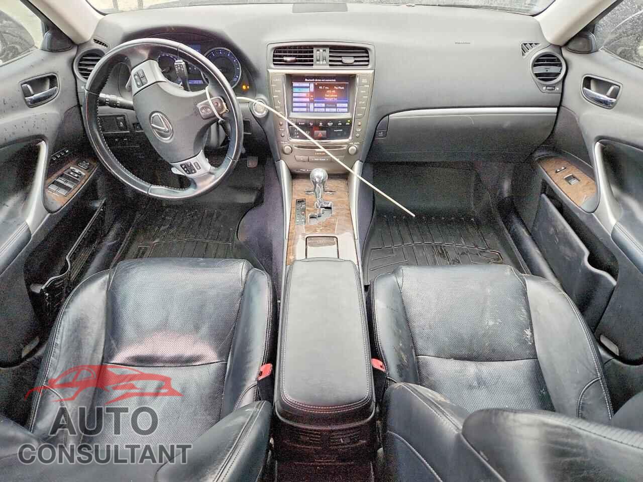LEXUS IS 2013 - JTHCF5C29D5062249