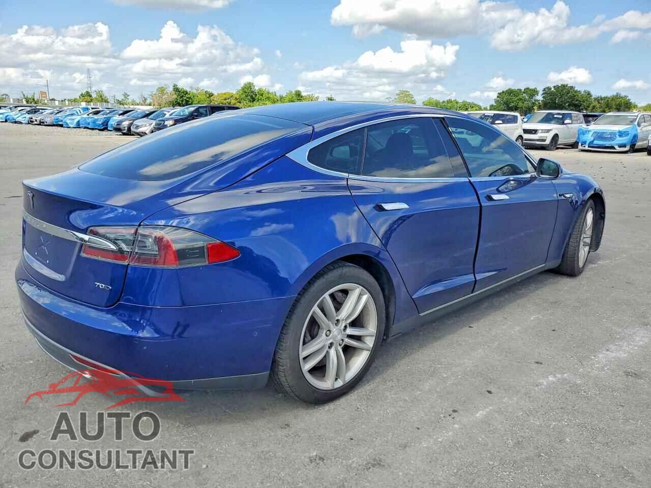 TESLA MODEL S 2015 - 5YJSA1S22FF093401