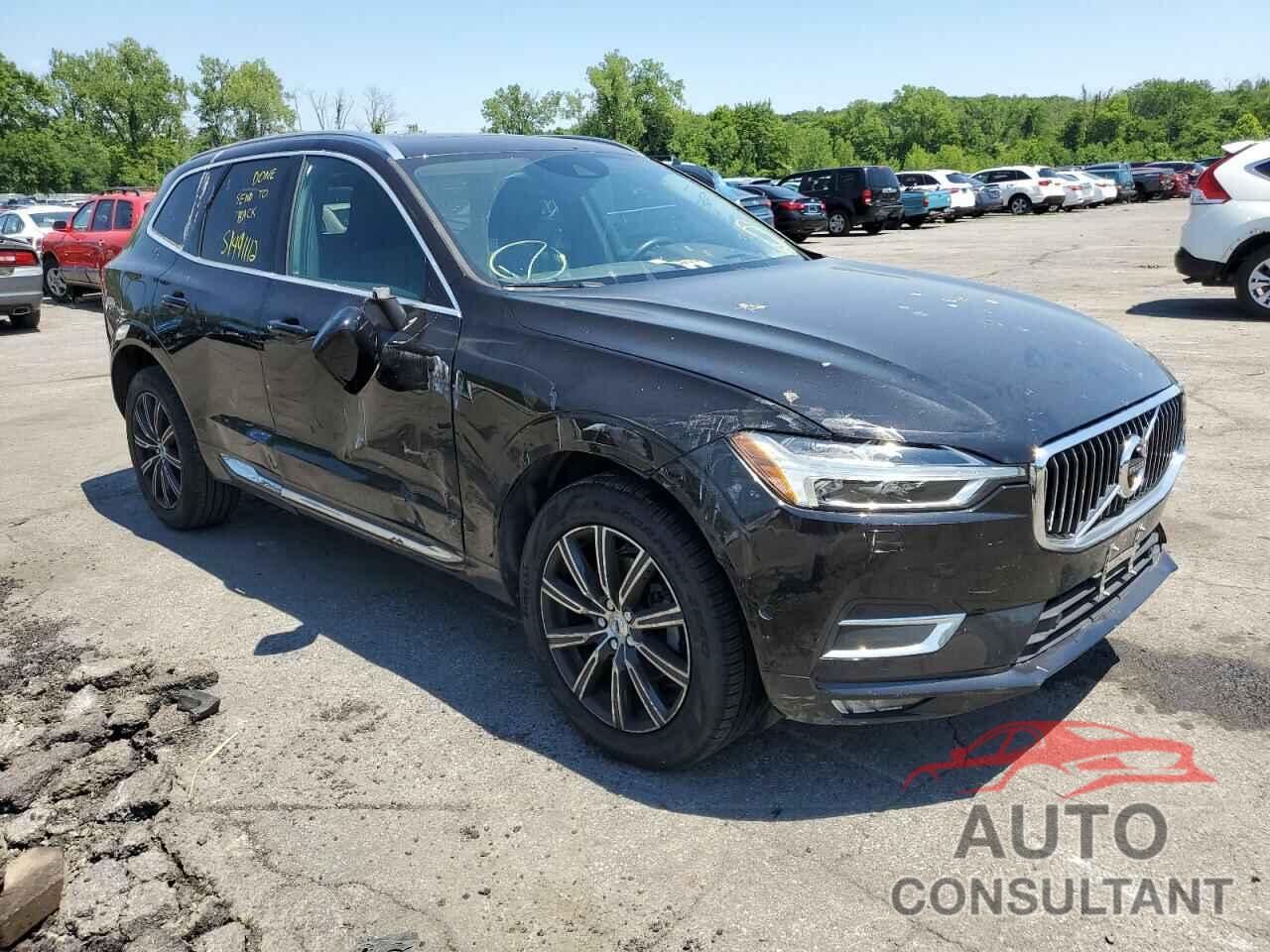 VOLVO XC60 2018 - YV4102RL2J1013631