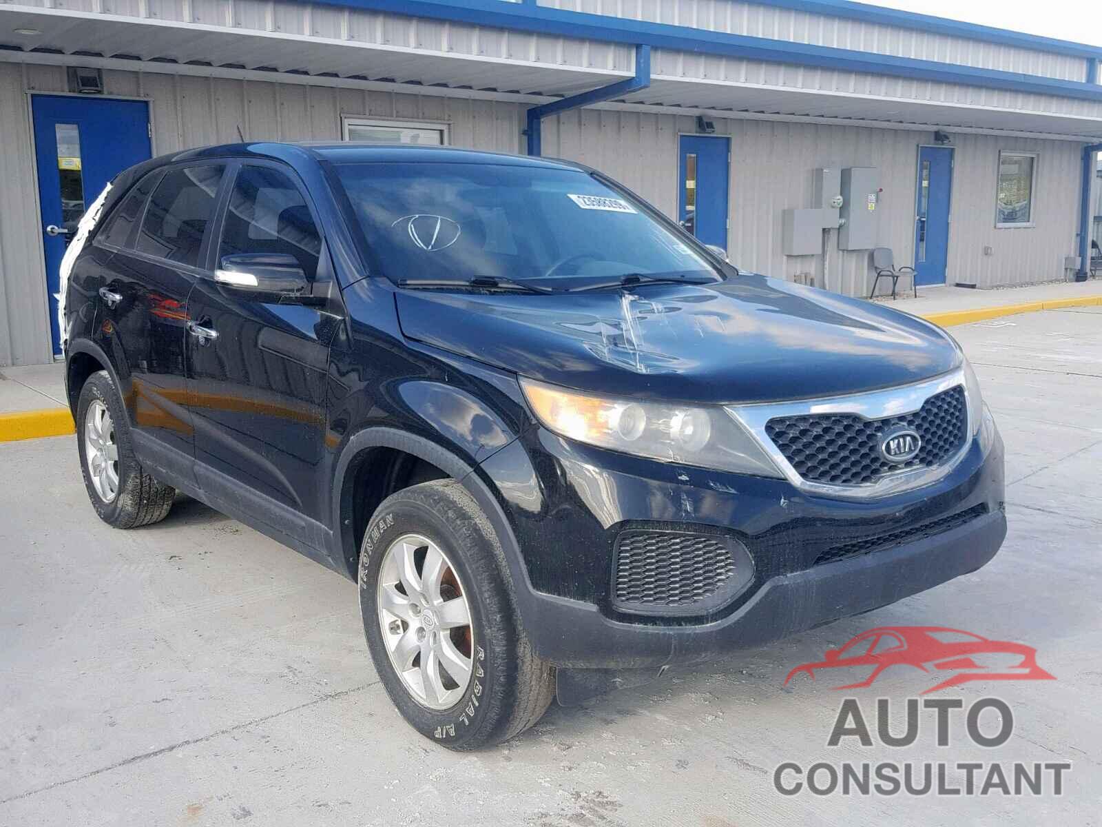 KIA SORENTO 2011 - 5XYKT3A16BG134016