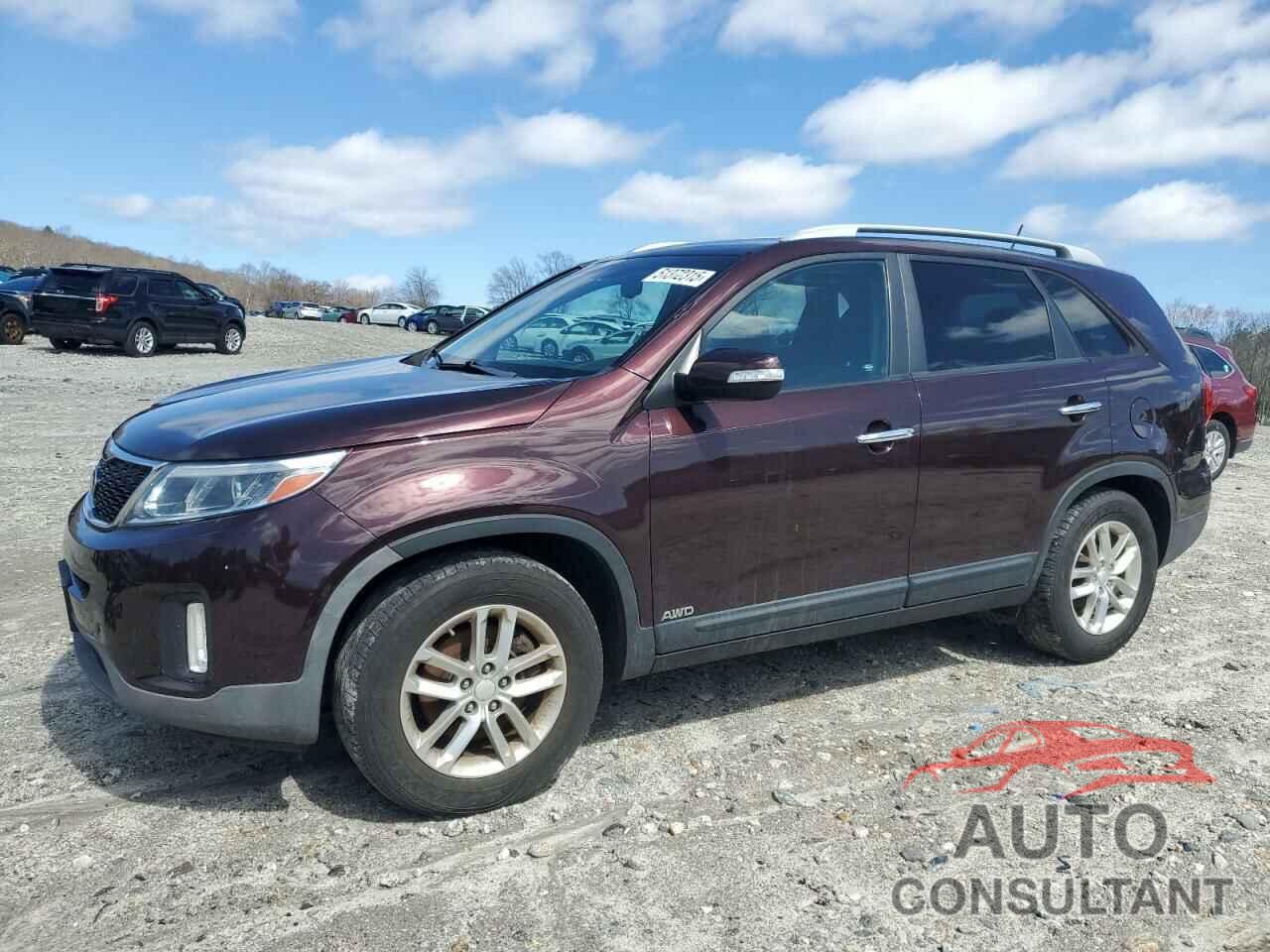 KIA SORENTO 2015 - 5XYKTCA61FG586232