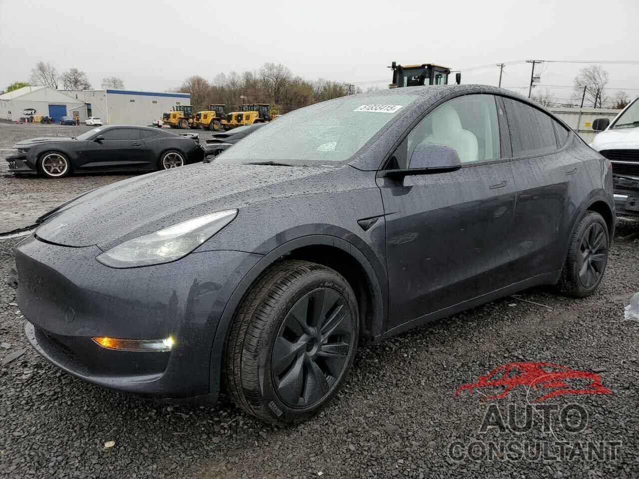 TESLA MODEL Y 2025 - 7SAYGDEE1SA353779
