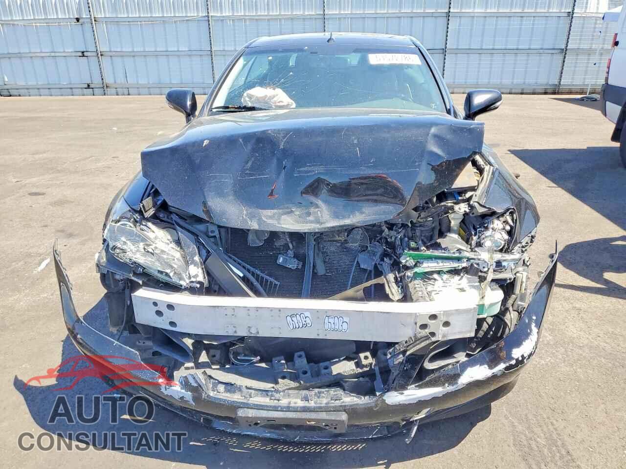 LEXUS IS 2012 - JTHFE2C28C2508129