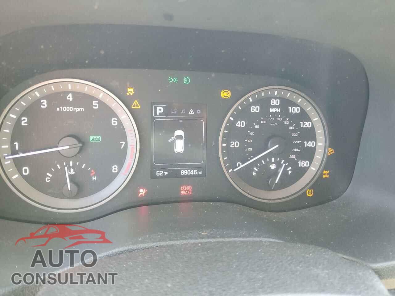 HYUNDAI TUCSON 2018 - KM8J3CA44JU759500