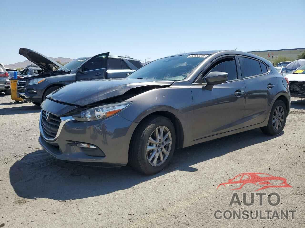 MAZDA 3 2018 - 3MZBN1K77JM221956