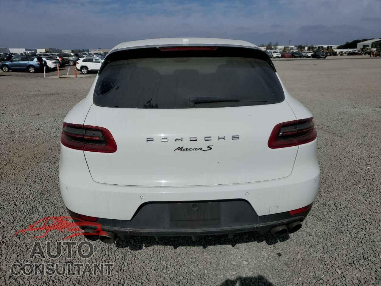 PORSCHE MACAN 2016 - WP1AB2A57GLB40056