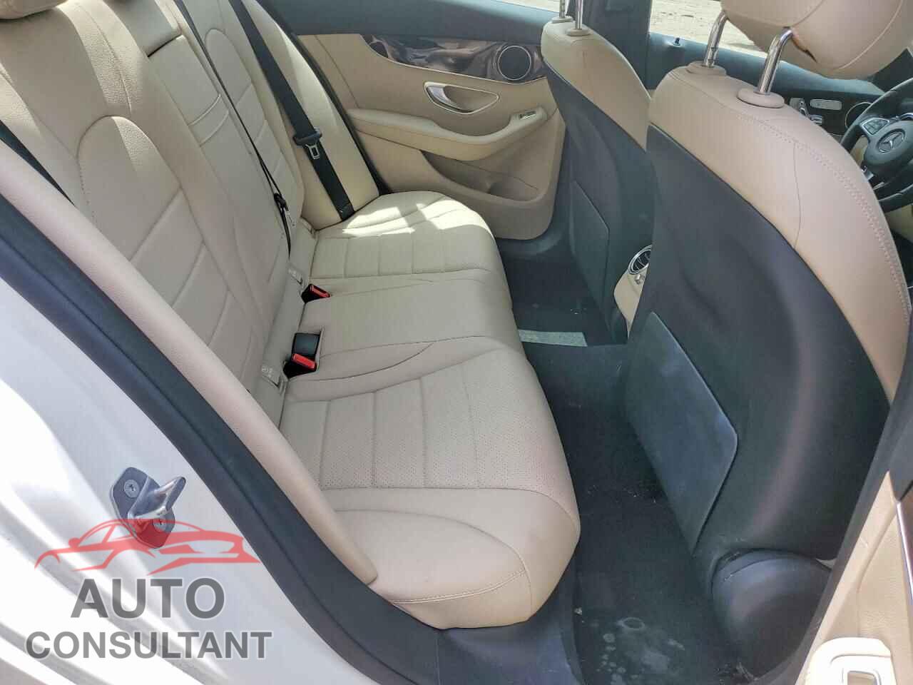 MERCEDES-BENZ C-CLASS 2018 - 55SWF4JB8JU275424