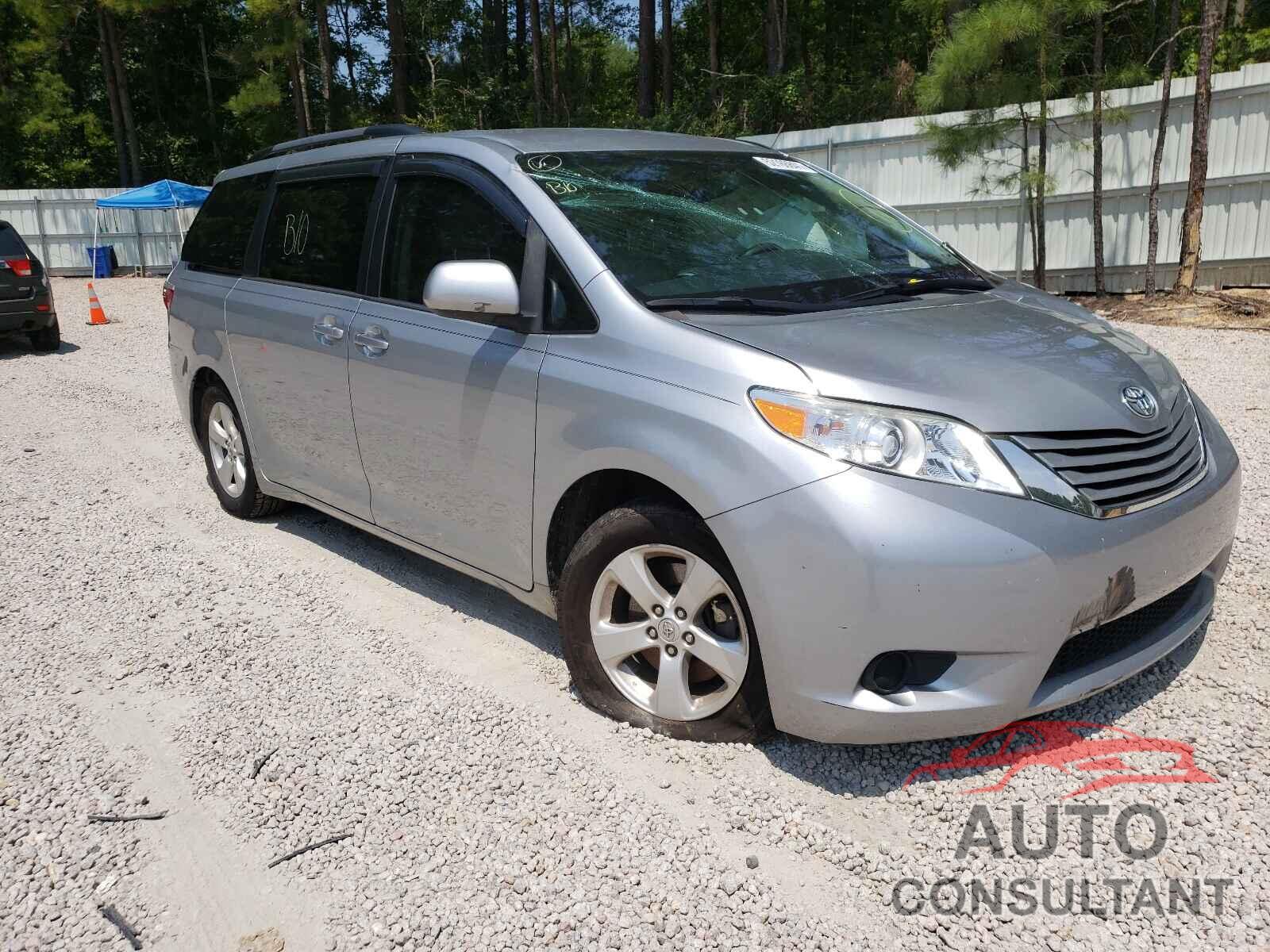 TOYOTA SIENNA 2017 - 5TDKZ3DC0HS771037