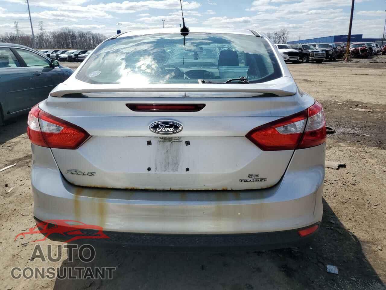 FORD FOCUS 2012 - 1FAHP3F22CL366138