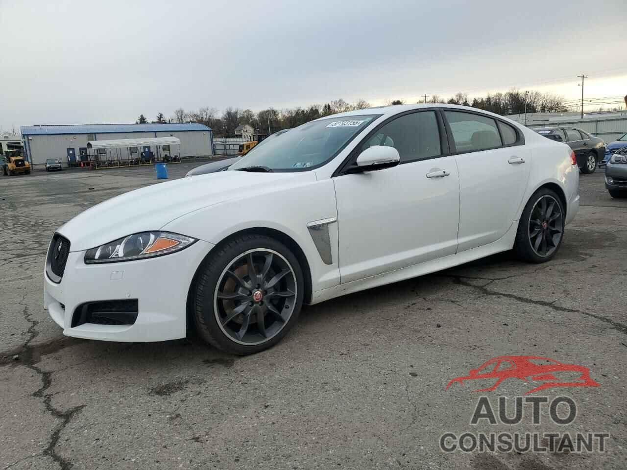 JAGUAR XF 2015 - SAJWJ0FF3F8U56153