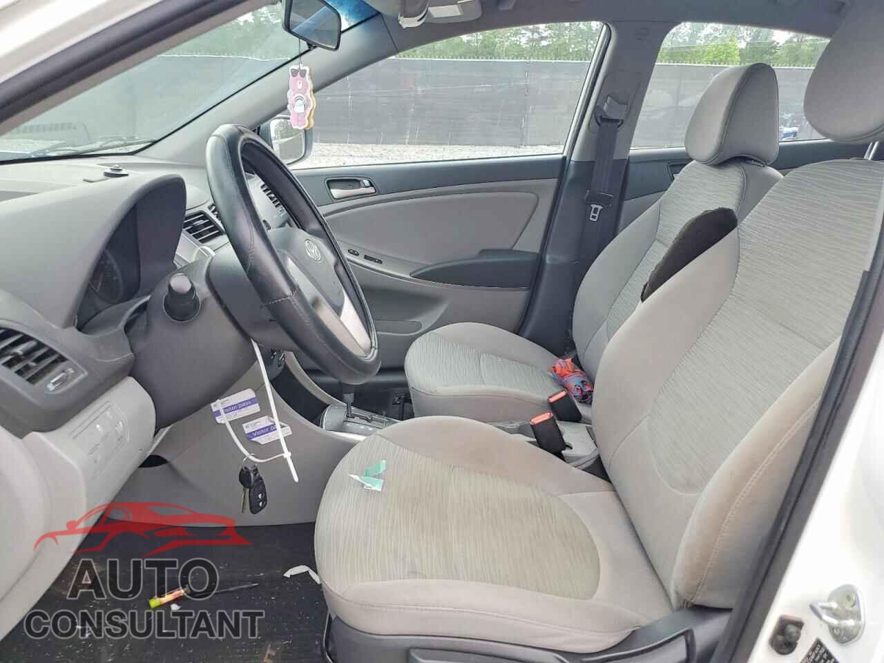 HYUNDAI ACCENT 2015 - KMHCT4AE7FU802452
