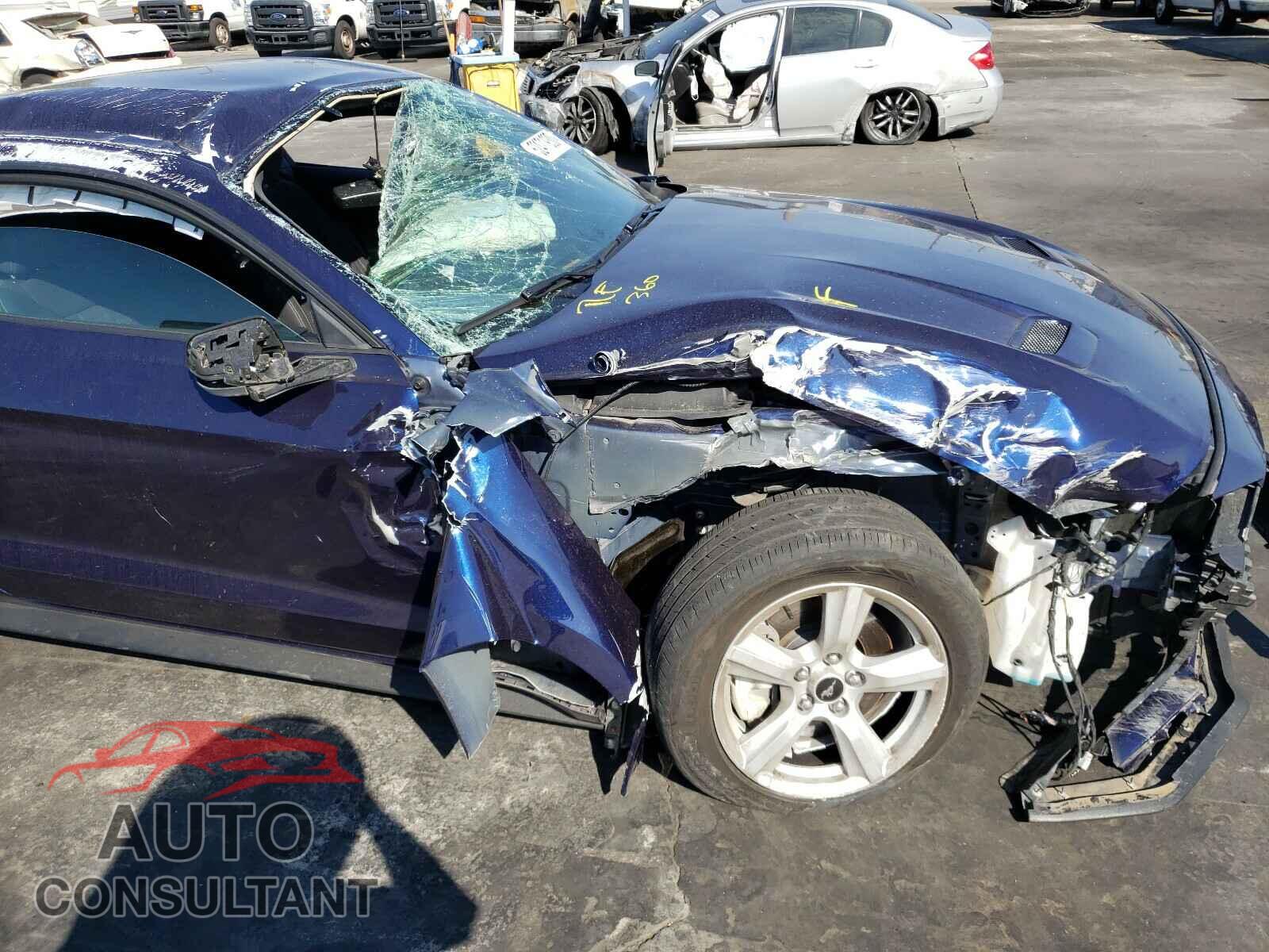 FORD MUSTANG 2018 - 1FA6P8TH9J5147059