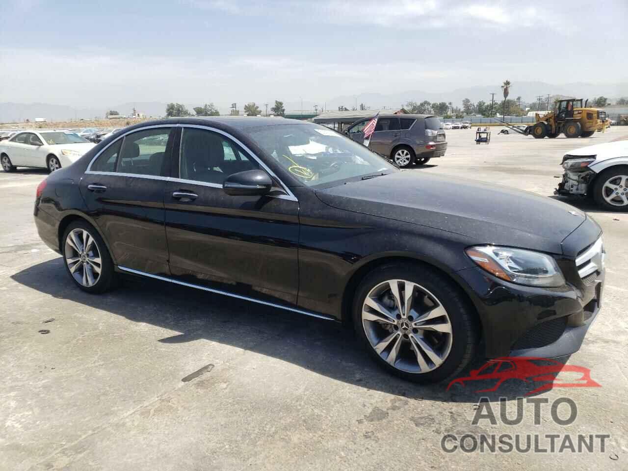 MERCEDES-BENZ C-CLASS 2018 - 55SWF4JB7JU248697