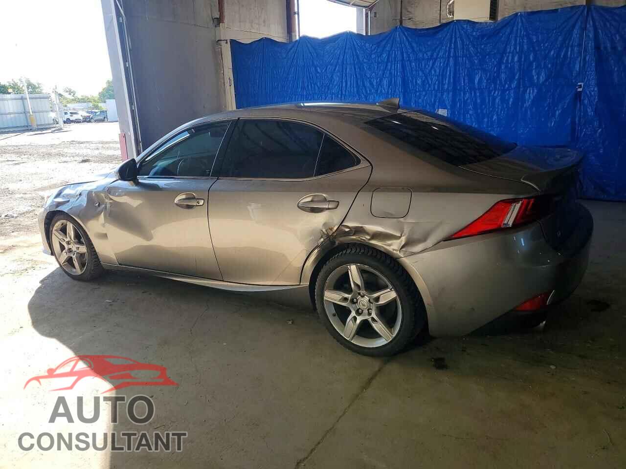 LEXUS IS 2016 - JTHCE1D29G5012515