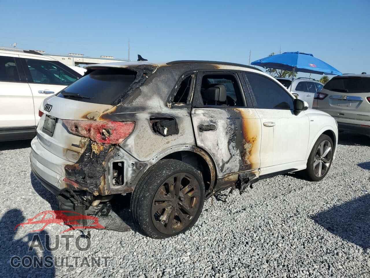 AUDI Q3 2021 - WA1EECF31M1103352