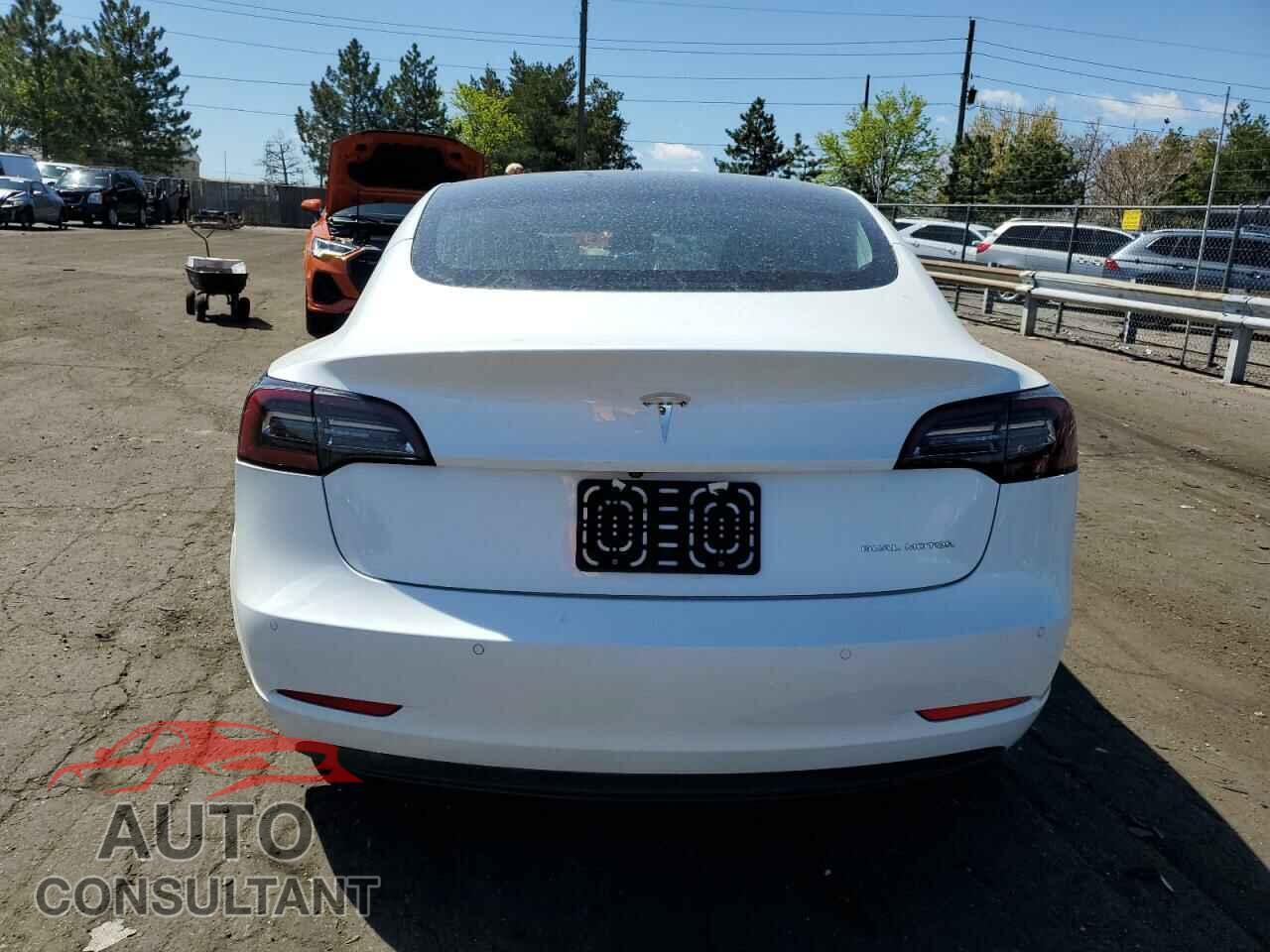 TESLA MODEL 3 2019 - 5YJ3E1EB9KF365750