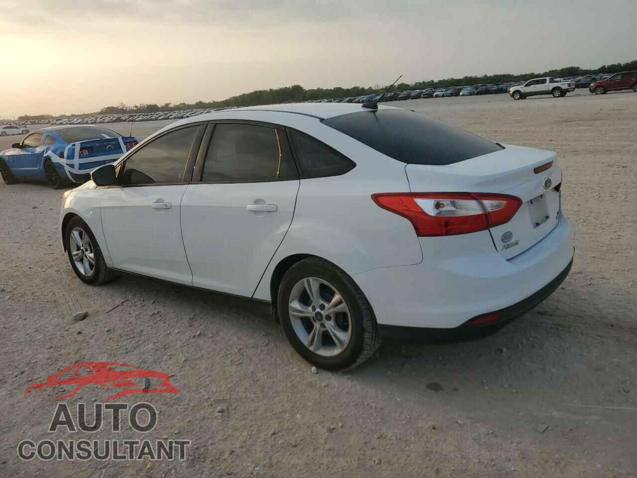 FORD FOCUS 2014 - 1FADP3F28EL412928