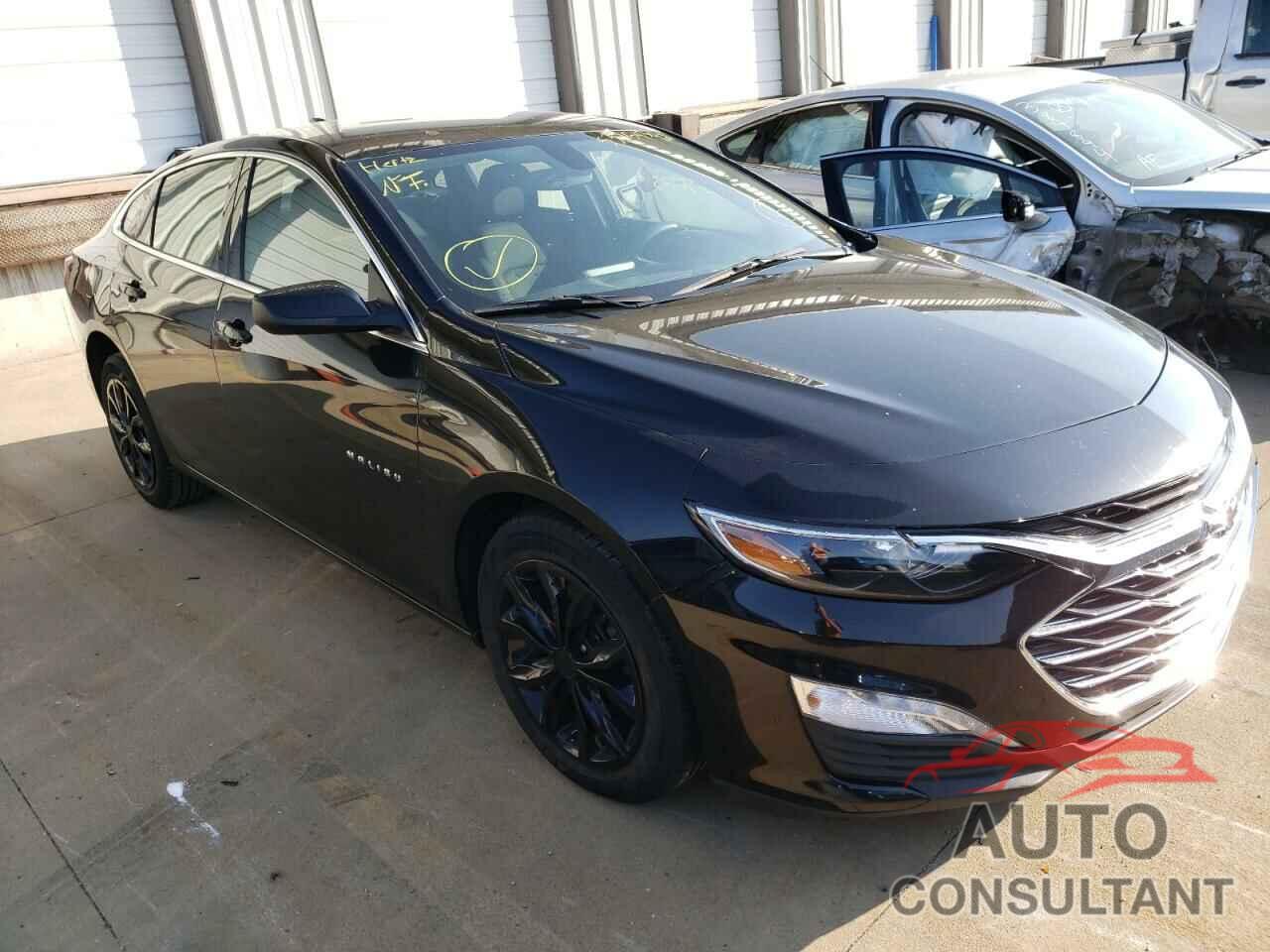 CHEVROLET MALIBU 2021 - 1G1ZD5ST9MF009436