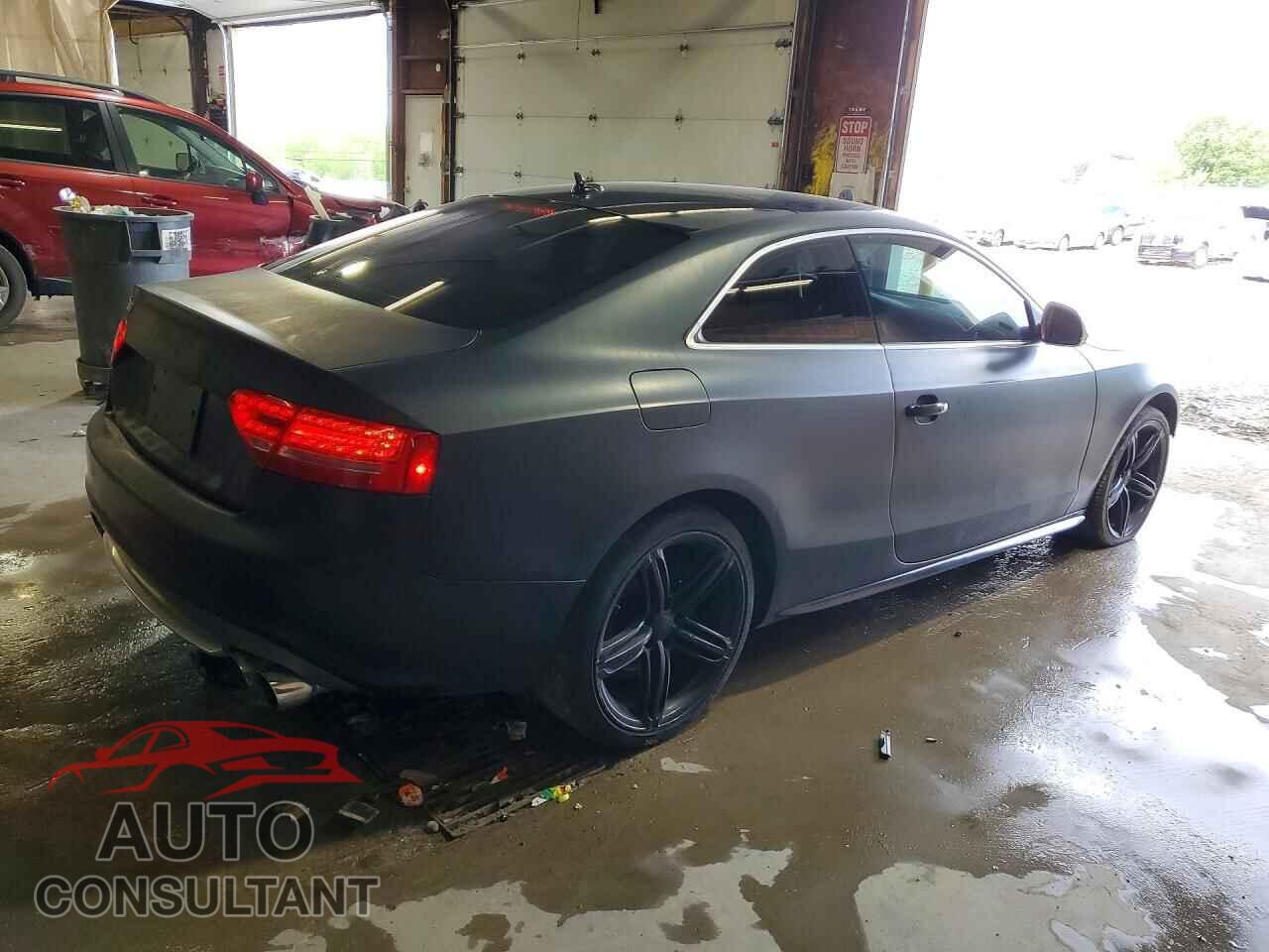 AUDI S5/RS5 2010 - WAUGVAFR0AA039515