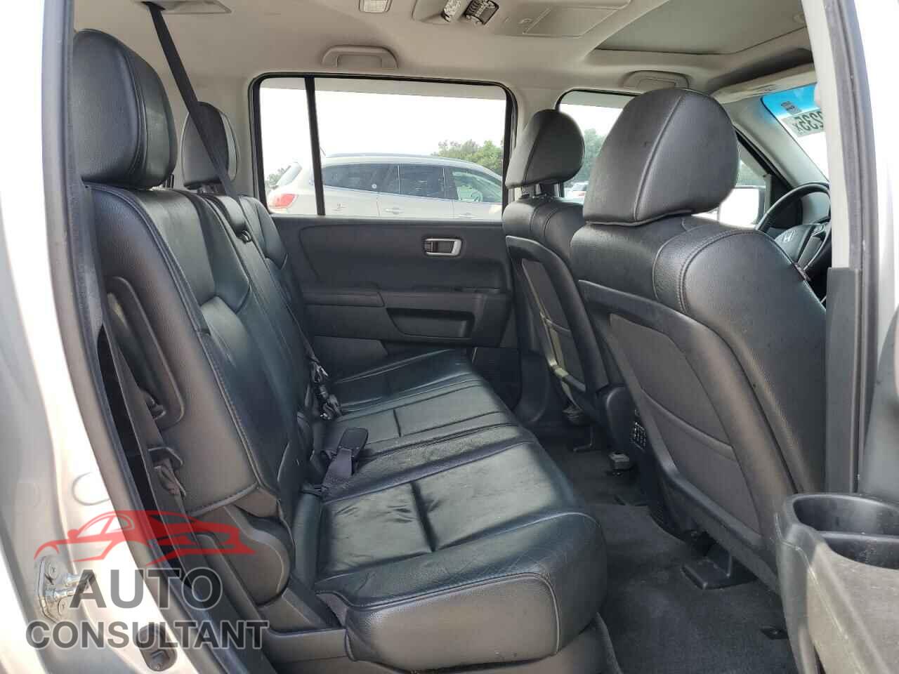 HONDA PILOT 2012 - 5FNYF3H68CB018148