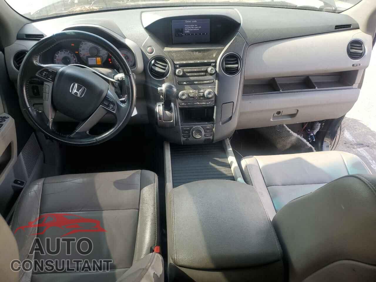 HONDA PILOT 2013 - 5FNYF3H72DB031357