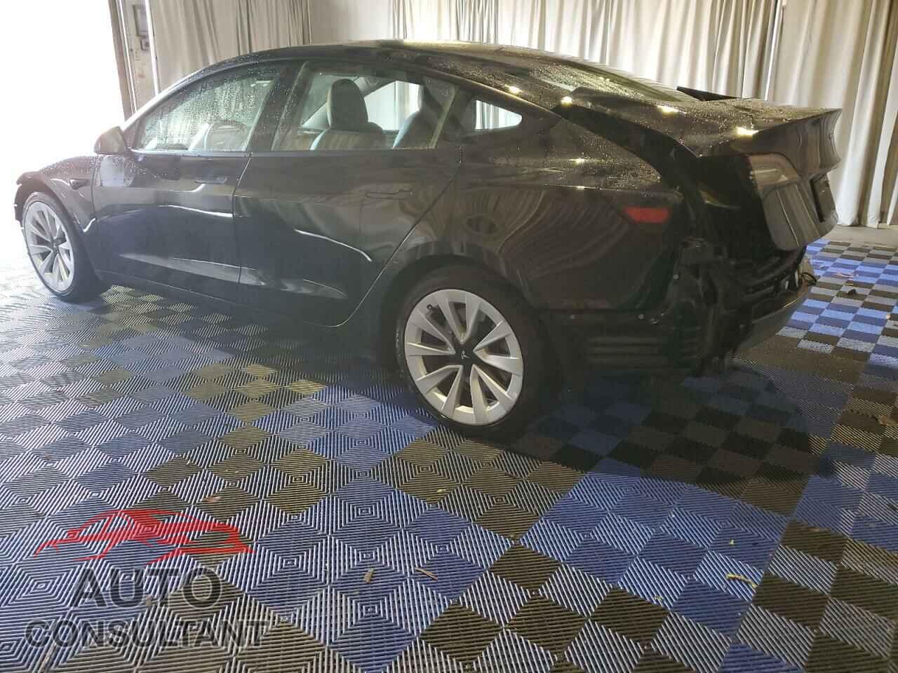TESLA MODEL 3 2022 - 5YJ3E1EA7NF287044