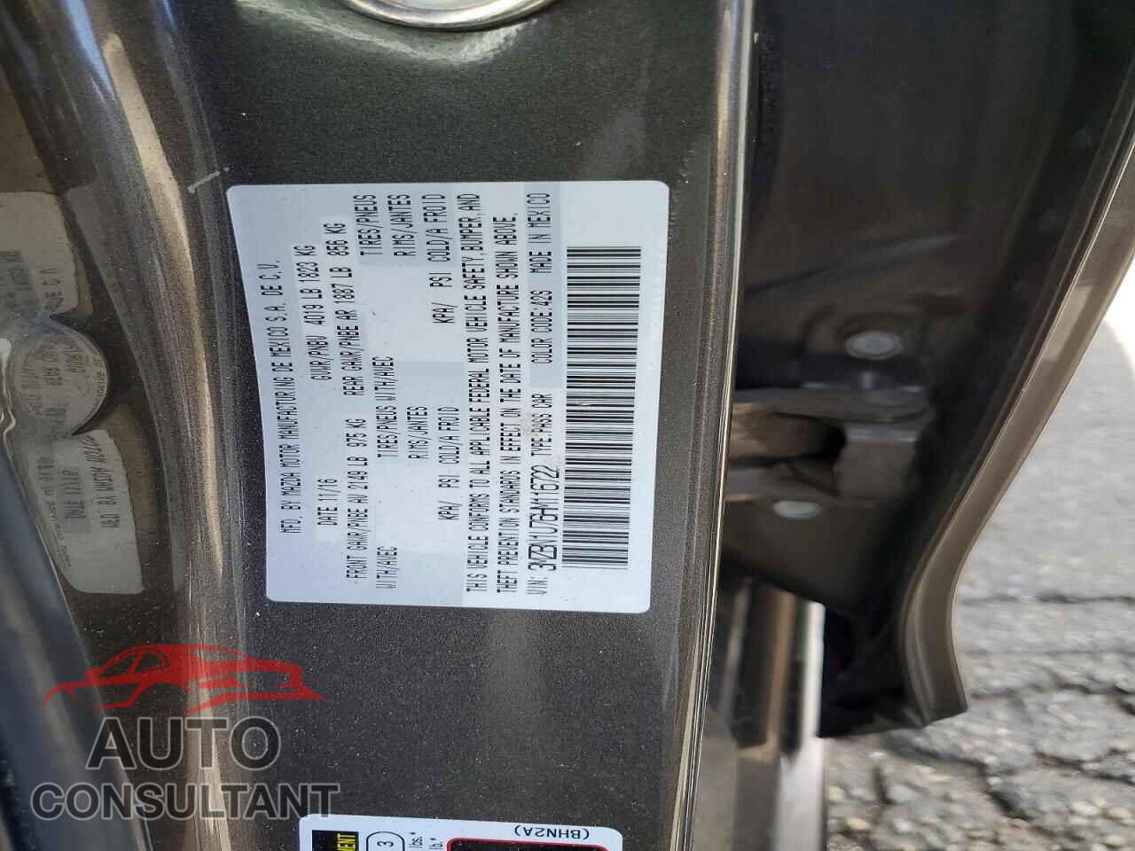 MAZDA 3 2017 - 3MZBN1U76HM116722