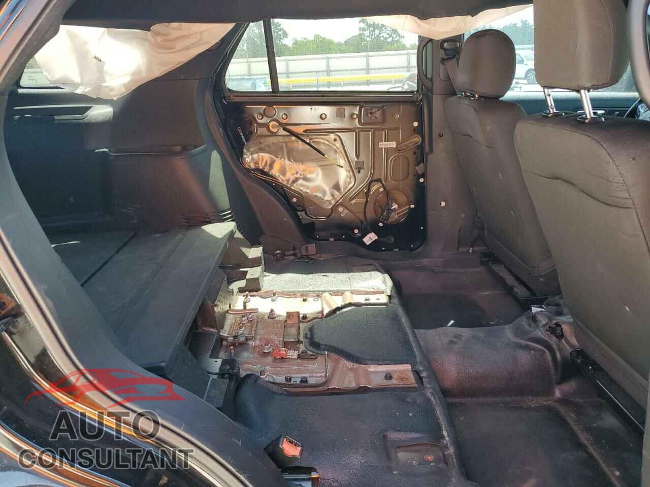 FORD EXPLORER 2017 - 1FM5K8AR7HGD58321