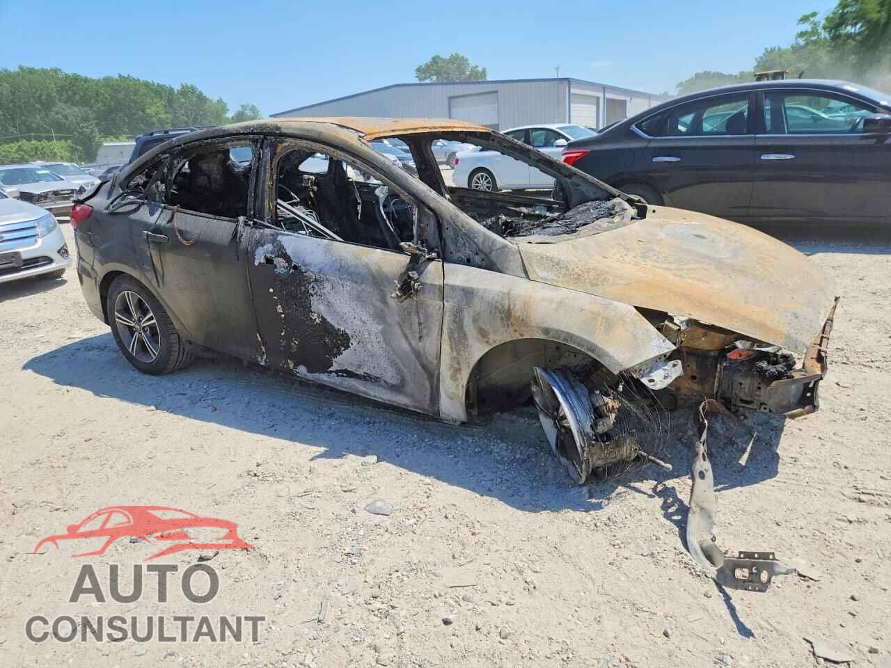 FORD FOCUS 2016 - 1FADP3FE3GL266564