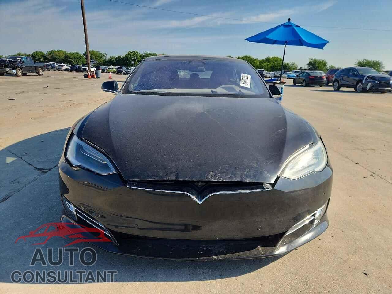 TESLA MODEL S 2017 - 5YJSA1E18HF228483