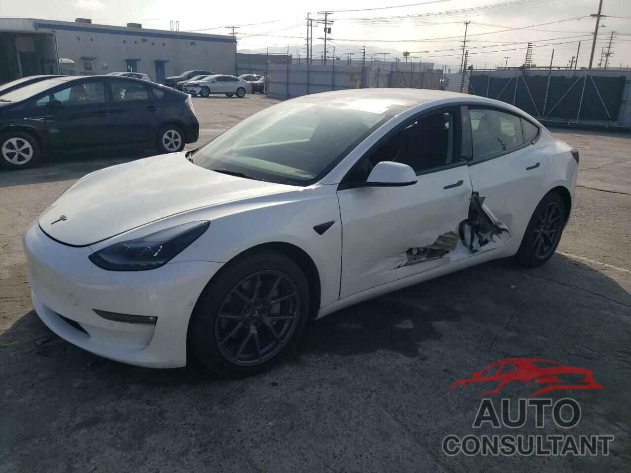 TESLA MODEL 3 2022 - 5YJ3E1EB1NF204894