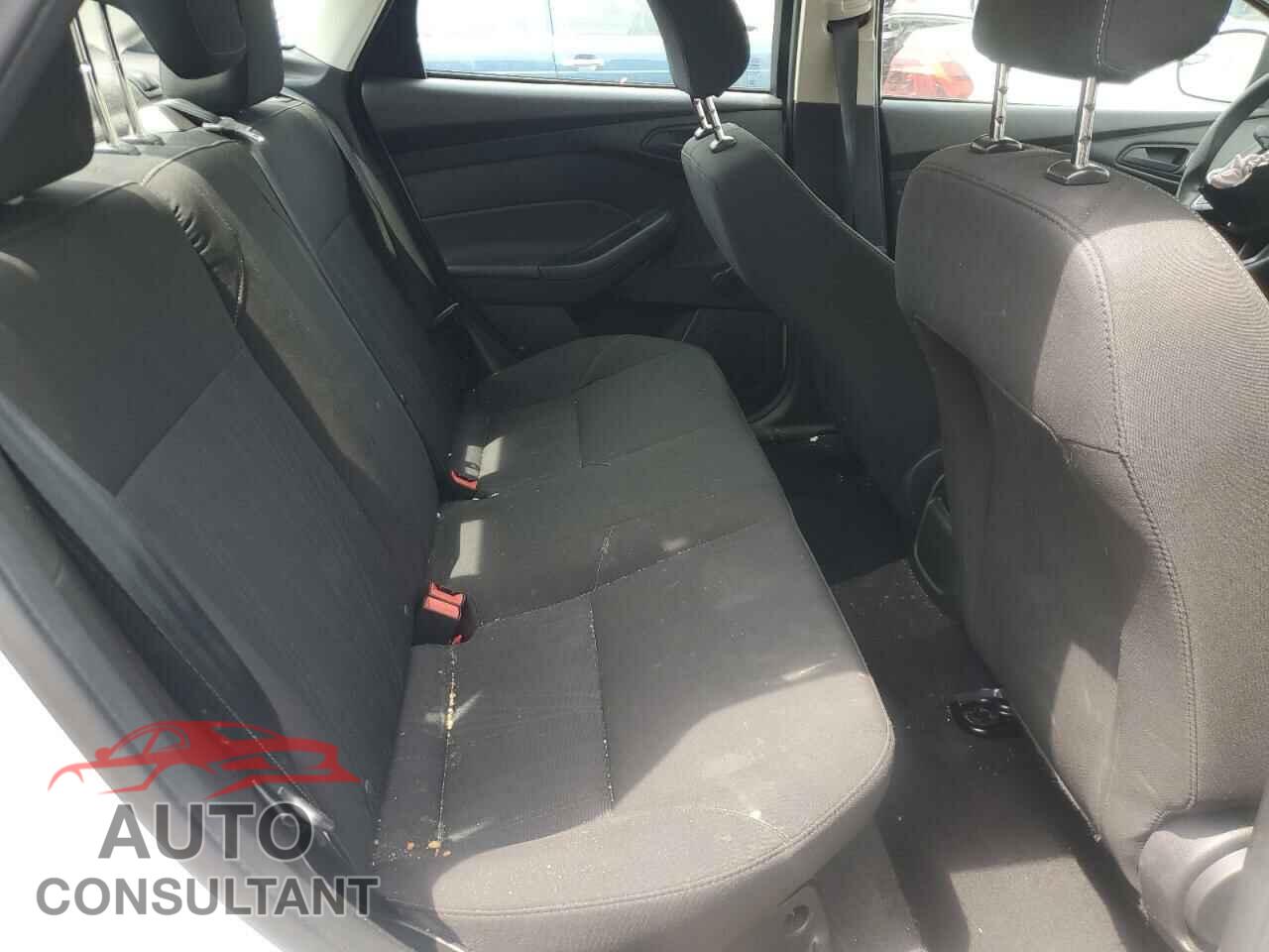 FORD FOCUS 2016 - 1FADP3E28GL314020
