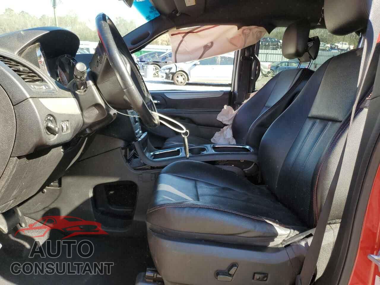 DODGE CARAVAN 2015 - 2C4RDGEG6FR555558