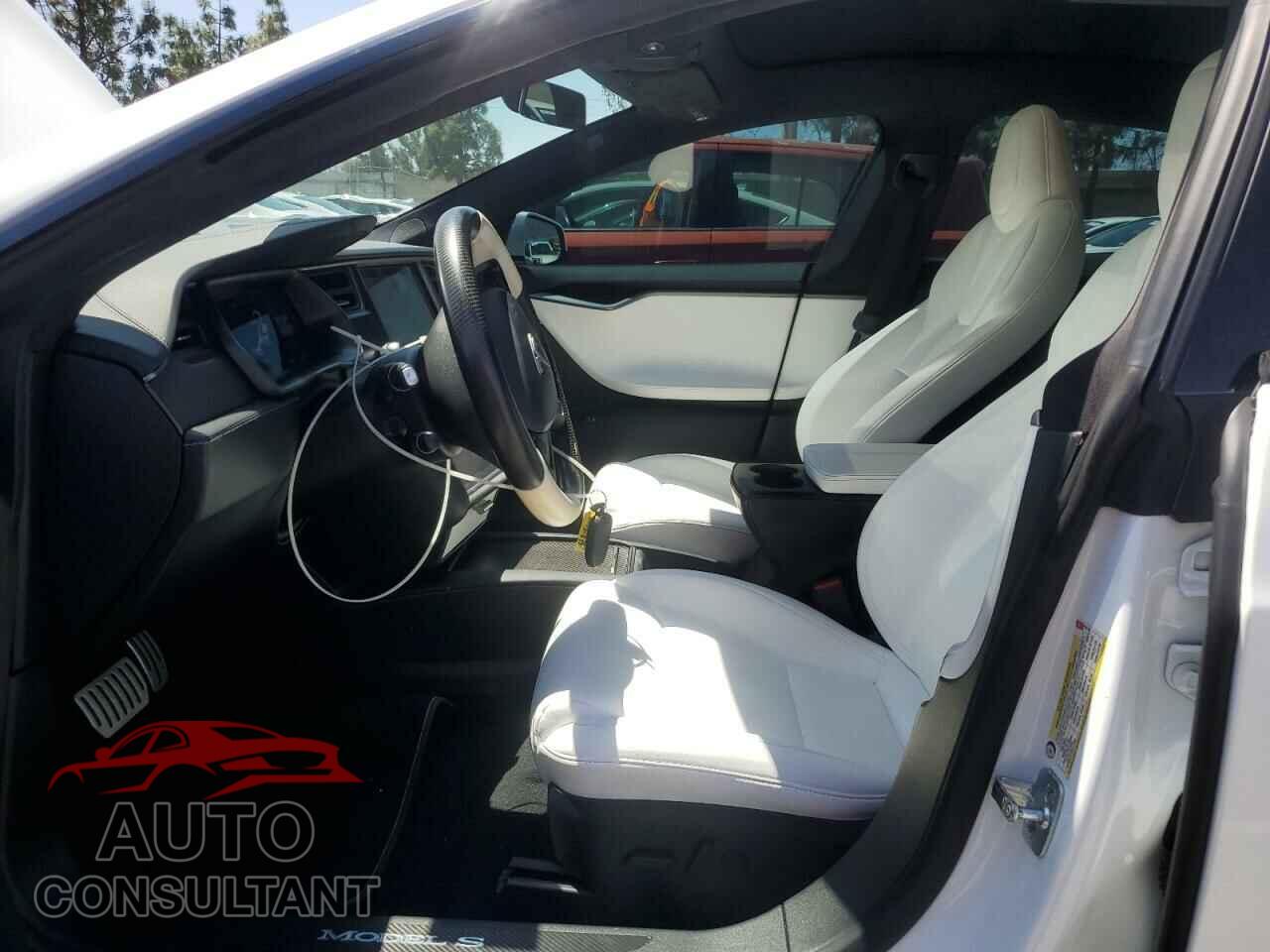 TESLA MODEL S 2020 - 5YJSA1E42LF401157